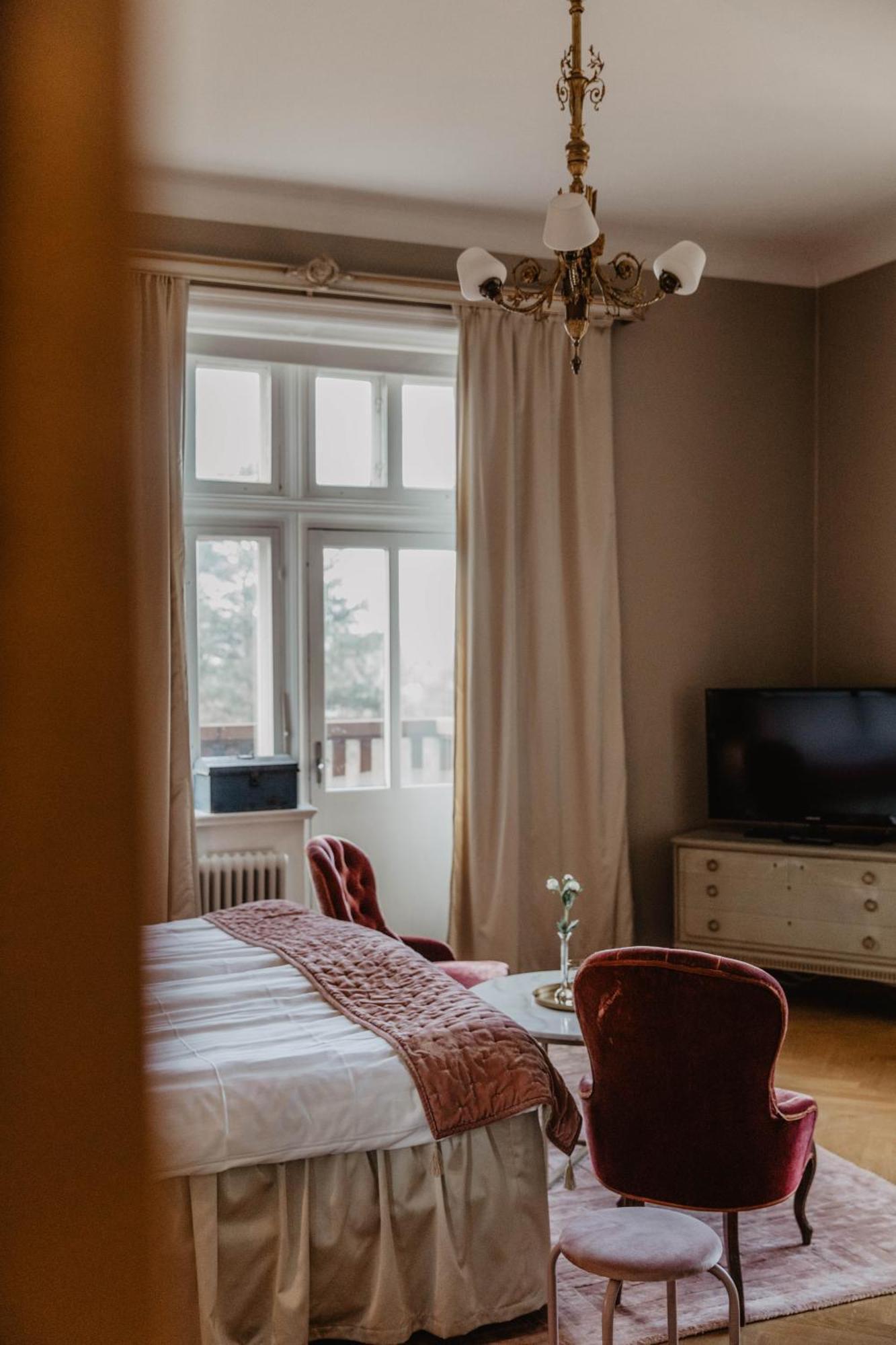 Hotel Slottsvillan Huskvarna Eksteriør bilde